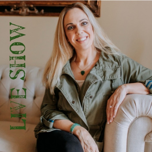 Aleksandra’s Showing Items! - Picture 2 of 3